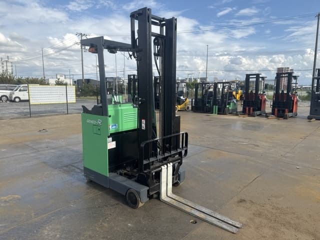 Reach Forklift — Auction (lot 8458-14018)