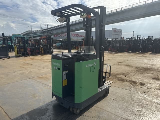 Reach Forklift — Auction (lot 8458-14018)