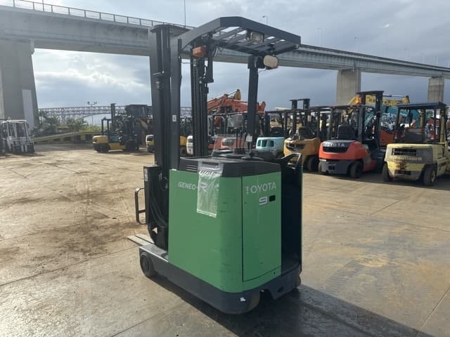 Reach Forklift — Auction (lot 8458-14018)