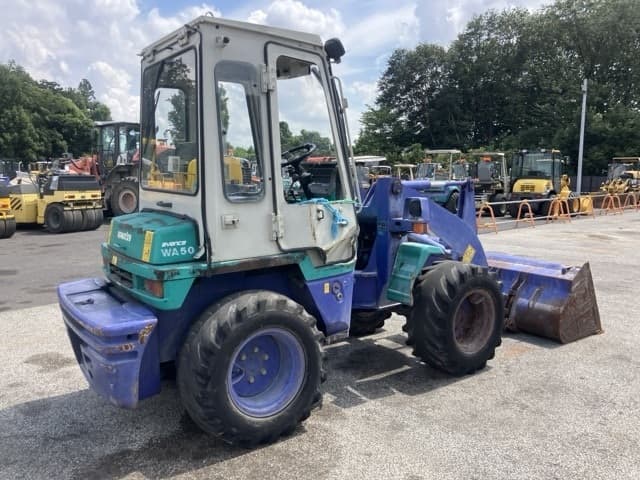 MINI WHEEL LOADER — Auction (lot 8458-143)