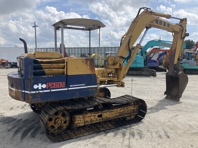 EXCAVATOR — Auction (lot 8458-144)