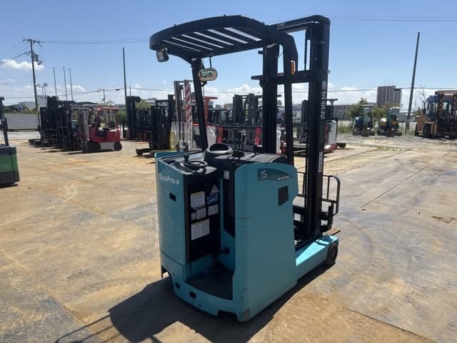Reach Forklift — Auction (lot 8458-15002)