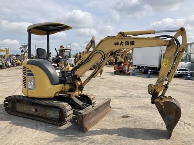 MINI EXCAVATOR — Auction (lot 8458-152)