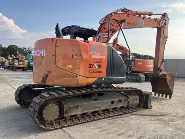 EXCAVATOR — Auction (lot 8458-154)