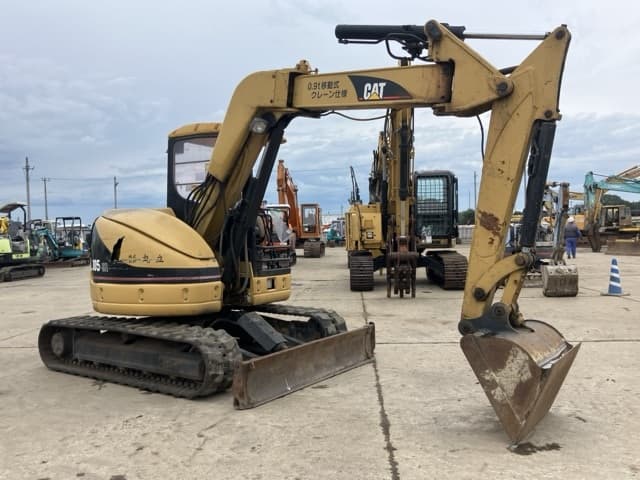 MINI EXCAVATOR — Auction (lot 8458-155)