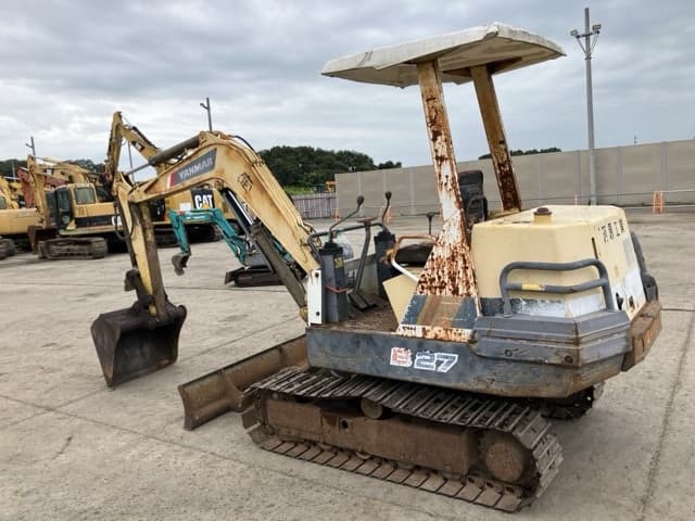 MINI EXCAVATOR — Auction (lot 8458-156)