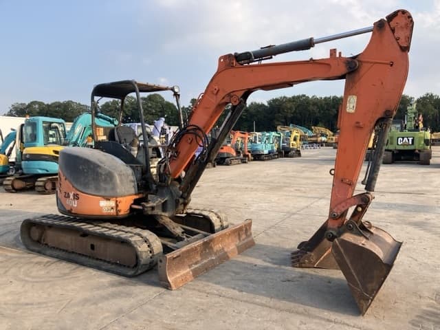 MINI EXCAVATOR — Auction (lot 8458-158)