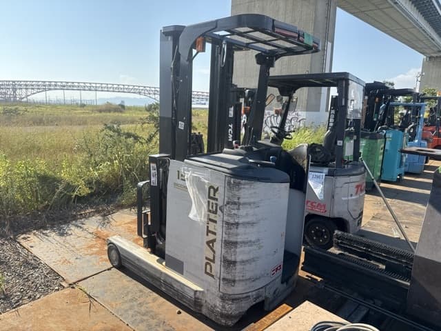 Reach Forklift — Auction (lot 8458-15802)