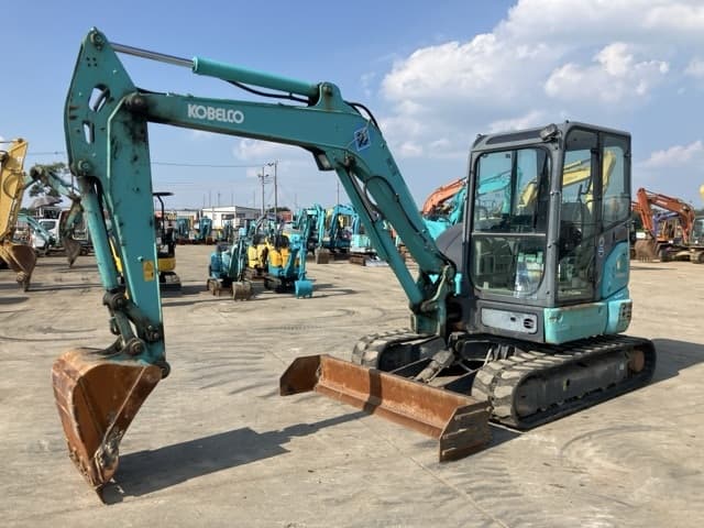 MINI EXCAVATOR — Auction (lot 8458-163)