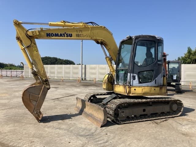 EXCAVATOR — Auction (lot 8458-17)