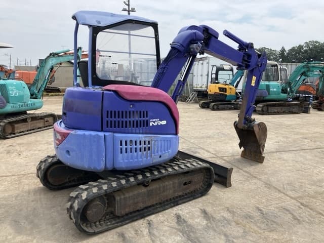 MINI EXCAVATOR — Auction (lot 8458-170)