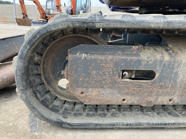 MINI EXCAVATOR — Auction (lot 8458-170)