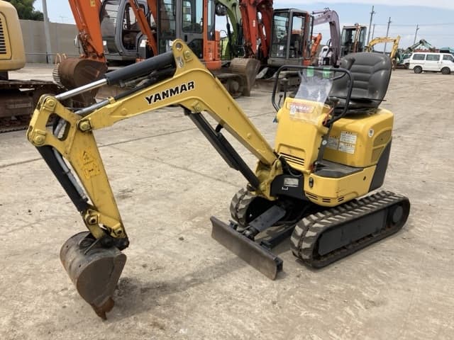 MINI EXCAVATOR — Auction (lot 8458-171)