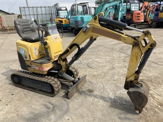 MINI EXCAVATOR — Auction (lot 8458-172)