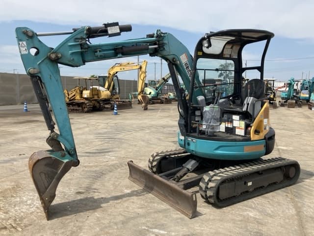 MINI EXCAVATOR — Auction (lot 8458-173)