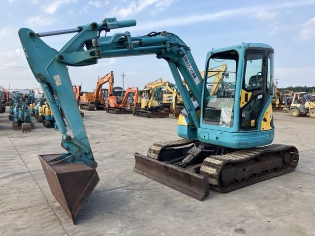 MINI EXCAVATOR — Auction (lot 8458-175)