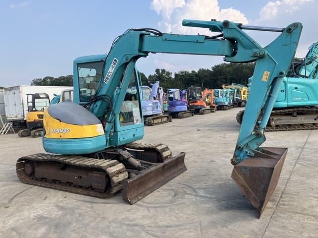 MINI EXCAVATOR — Auction (lot 8458-175)