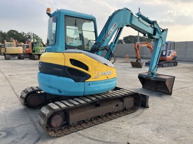 MINI EXCAVATOR — Auction (lot 8458-175)
