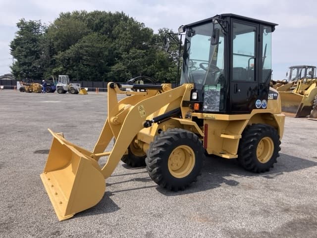 MINI WHEEL LOADER — Auction (lot 8458-177)
