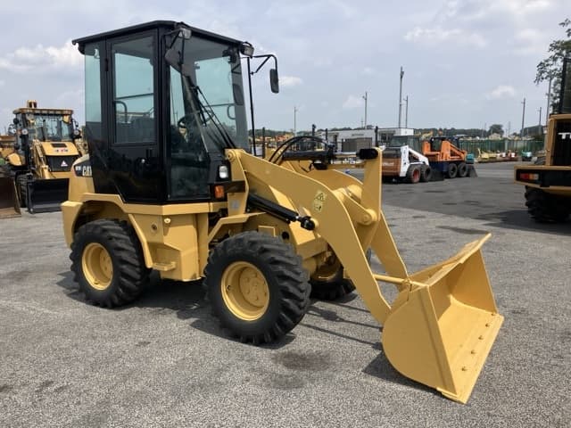 MINI WHEEL LOADER — Auction (lot 8458-177)