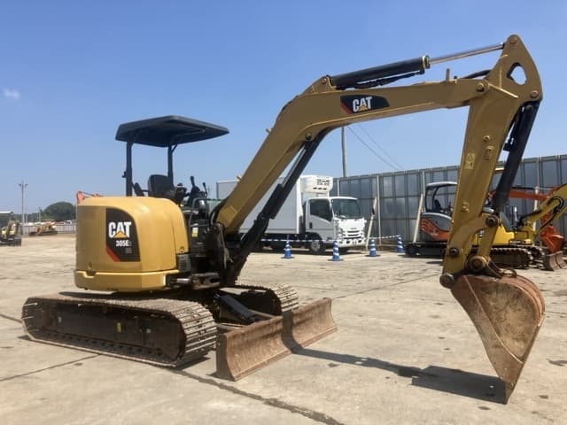 MINI EXCAVATOR — Auction (lot 8458-18)
