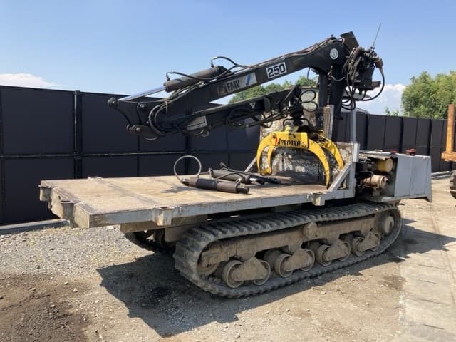 CRAWLER CARRIER — Auction (lot 8458-1801)