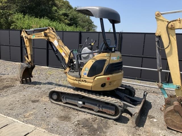 MINI EXCAVATOR — Auction (lot 8458-1803)
