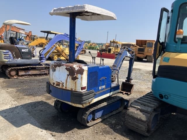 MINI EXCAVATOR — Auction (lot 8458-1804)