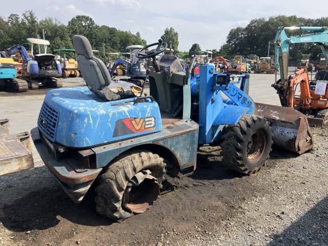 MINI WHEEL LOADER — Auction (lot 8458-1807)