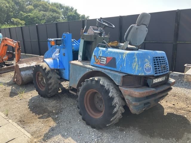 MINI WHEEL LOADER — Auction (lot 8458-1807)