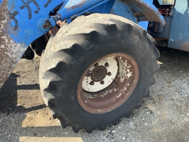 MINI WHEEL LOADER — Auction (lot 8458-1807)