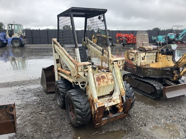 SKID STEER LOADER — Auction (lot 8458-1810)