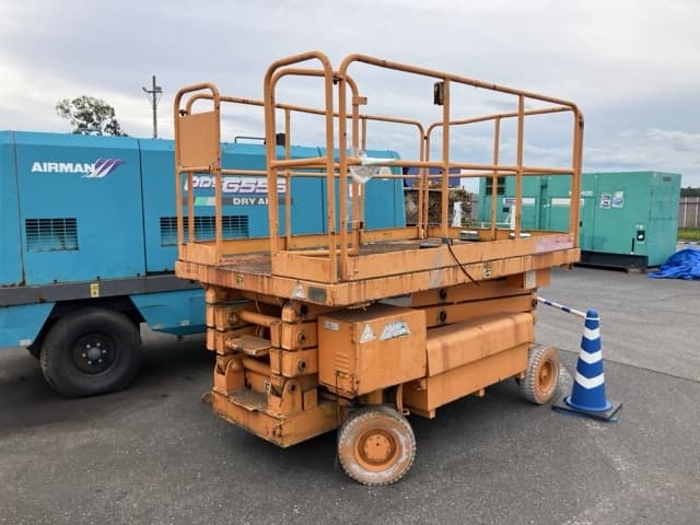 AERIAL WORK PLATFORM — Auction (lot 8458-1812)