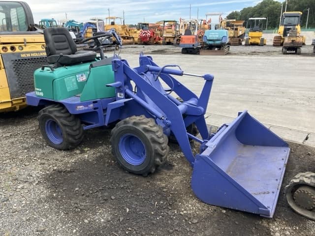 MINI WHEEL LOADER — Auction (lot 8458-1813)