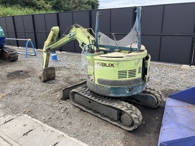 MINI EXCAVATOR — Auction (lot 8458-1814)