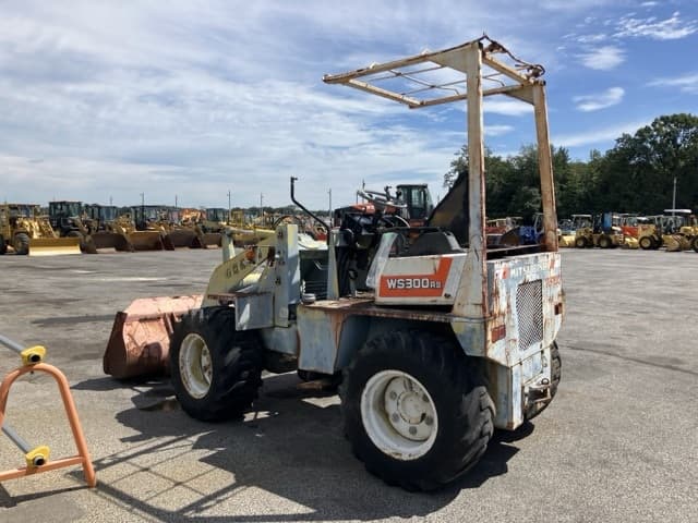 MINI WHEEL LOADER — Auction (lot 8458-1815)
