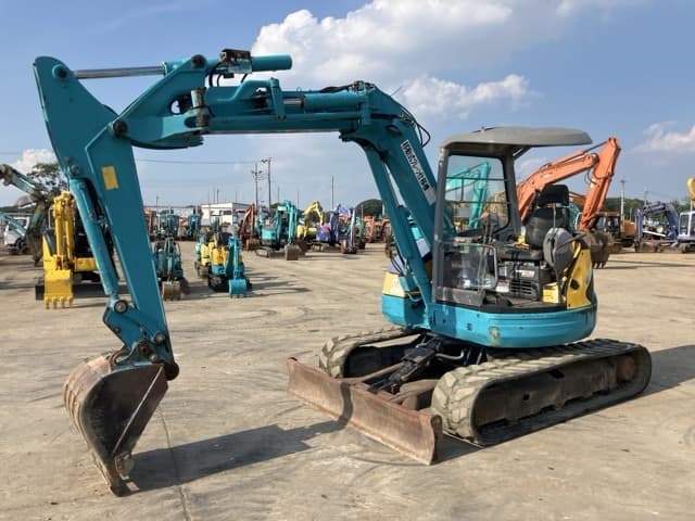 MINI EXCAVATOR — Auction (lot 8458-182)