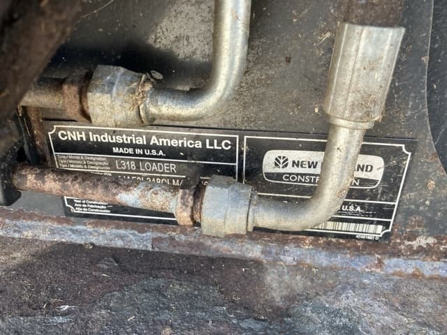 SKID STEER LOADER — Auction (lot 8458-1822)