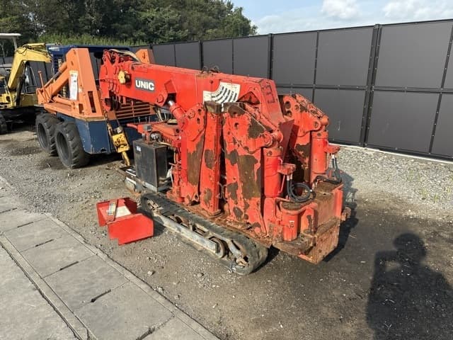 MINI CRAWLER CRANE — Auction (lot 8458-1823)