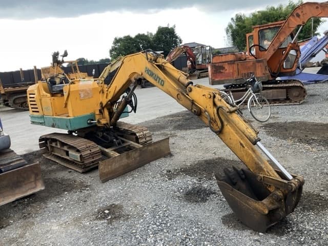 MINI EXCAVATOR — Auction (lot 8458-1827)