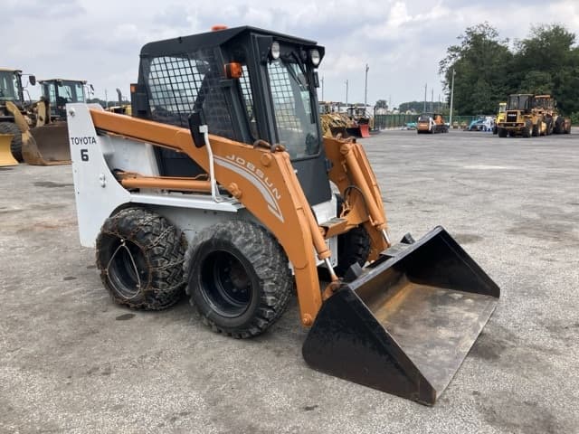 SKID STEER LOADER — Auction (lot 8458-186)