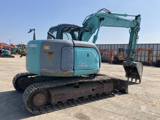 EXCAVATOR — Auction (lot 8458-19)