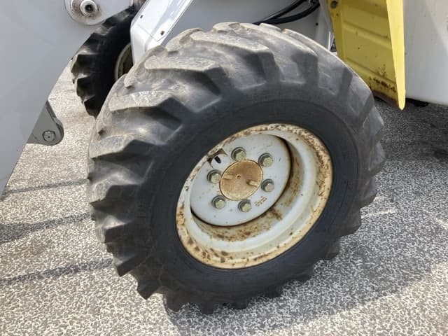 MINI WHEEL LOADER — Auction (lot 8458-192)