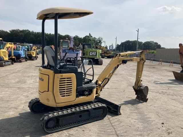 MINI EXCAVATOR — Auction (lot 8458-194)