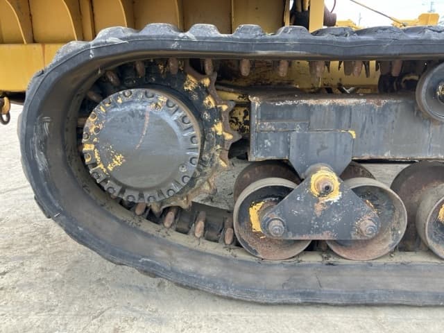 CRAWLER DUMP — Auction (lot 8458-195)