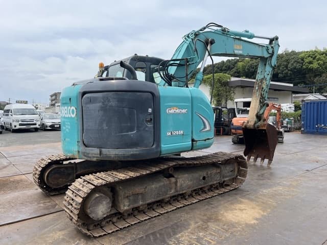 EXCAVATOR — Auction (lot 8458-20001)