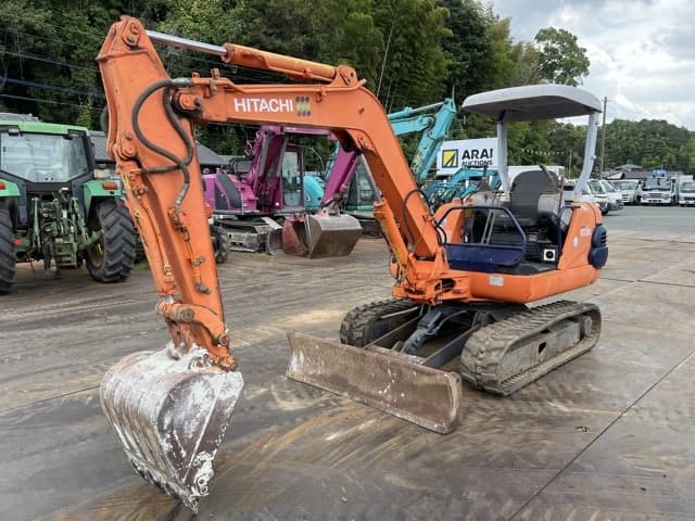 MINI EXCAVATOR — Auction (lot 8458-20003)