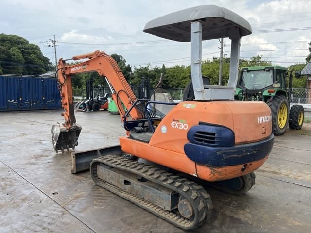 MINI EXCAVATOR — Auction (lot 8458-20003)