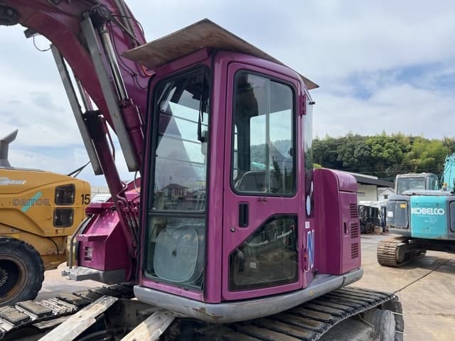 EXCAVATOR — Auction (lot 8458-20004)