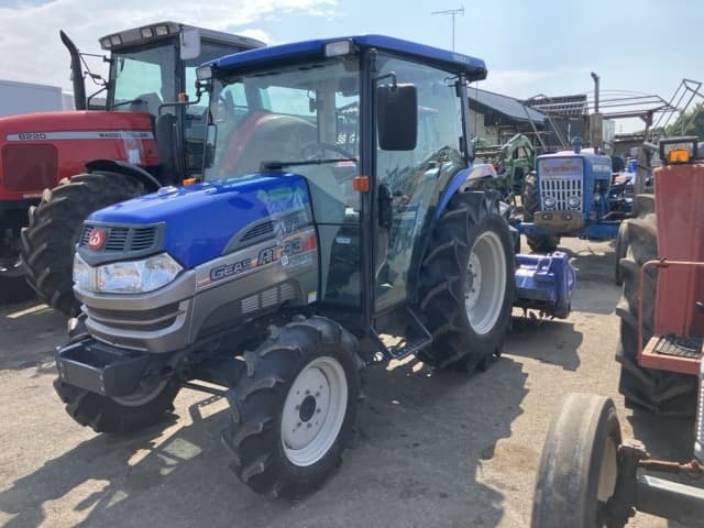 Tractor — Auction (lot 8458-2001)